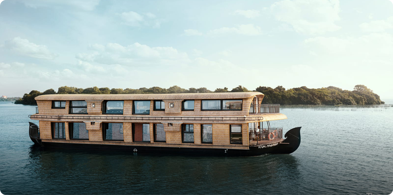 Luxury houseboat experience